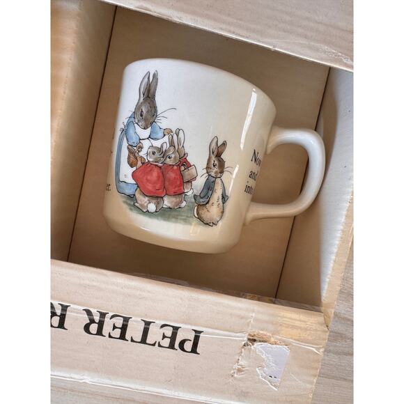 VINTAGE Wedgwood Peter Rabbit by Beatrix Potter 3-Piece Porcelain Nursery Set - Picture 2 of 4